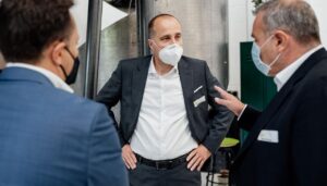ieMETaS: Car charging of the future